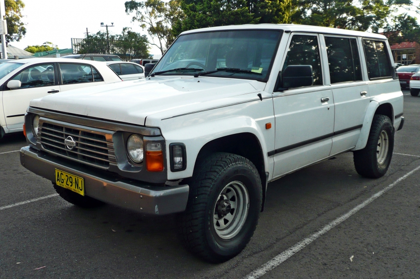 Nissan Patrol Fourth generation (Y60; 1987–1997)